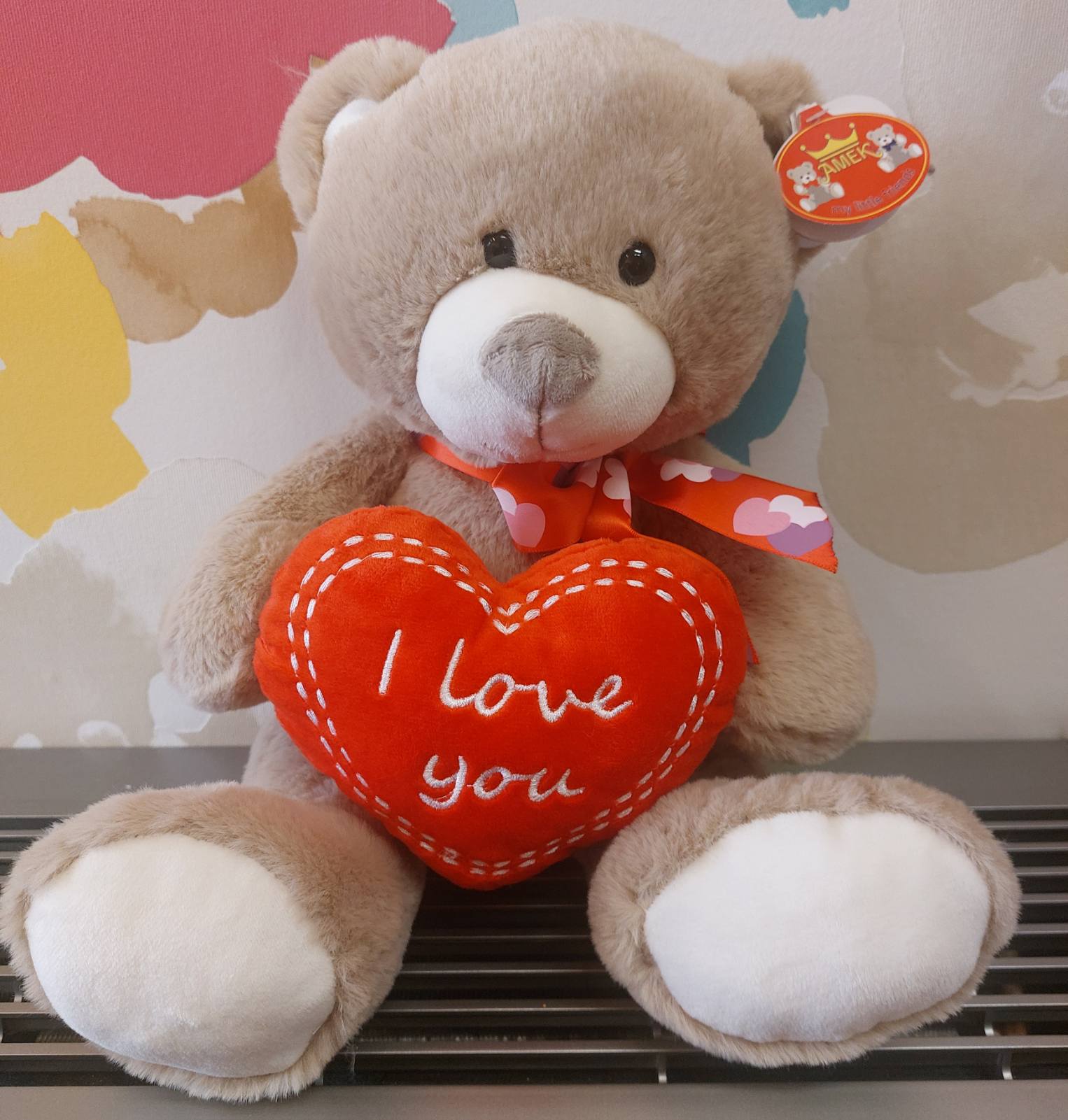 Bear with heart and ribbon - Dark Beige