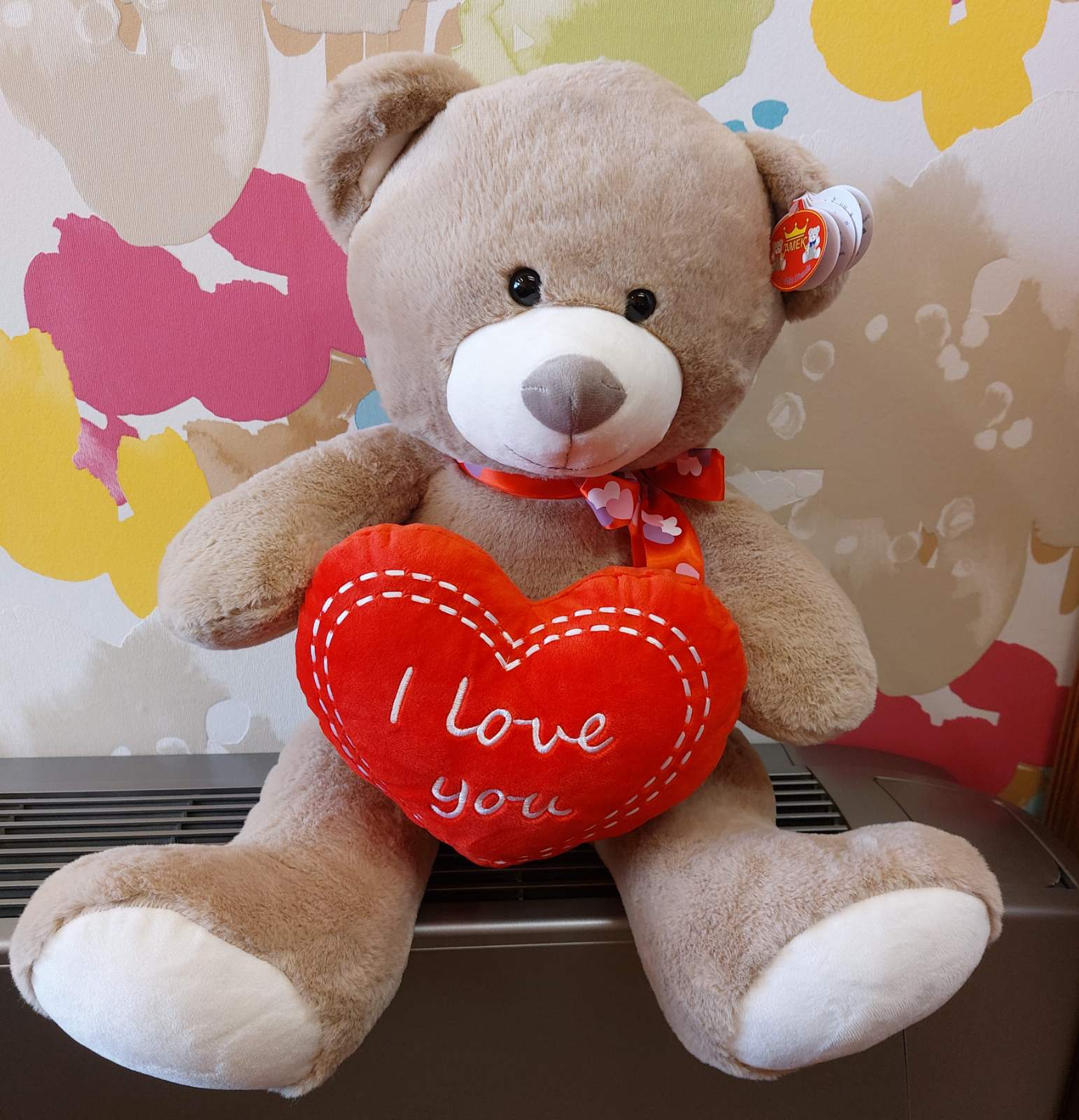 Мече със сърце и панделка - Т.Бежов